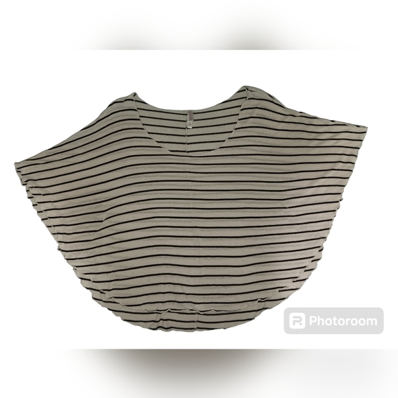 Xhilaration Flowy Poncho-Style Top, Cream/Black Stripes, sz M, GUC! - Picture 9 of 13